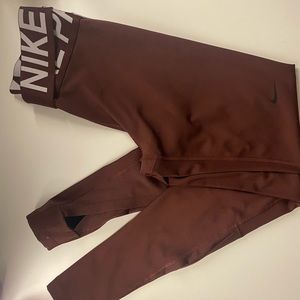 Nike Pro leggings